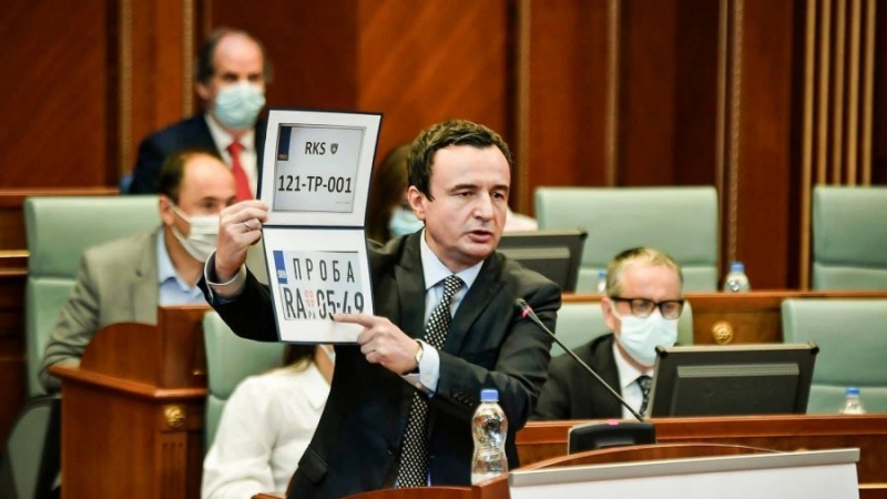 Sot skadon marrëveshja për targat Kosovë-Serbi