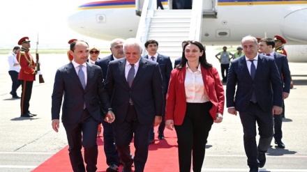 Ermənistan Prezidenti Tiflisdədir