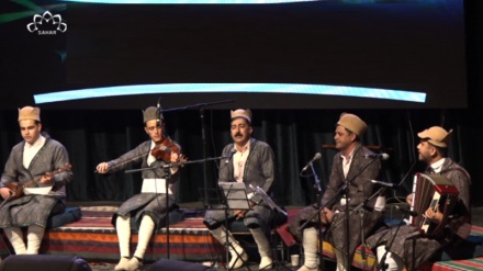 Şirazda Fars vilayətində yaşayan etnik qrupların musiqi festivalı keçirilib
