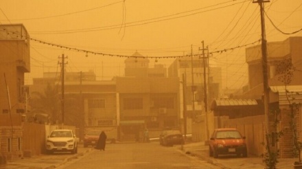 Bahoza toz û xubarê li Iraqê belav bû