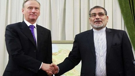 امریکی پالیسیوں سے نمٹنے کے لیے تہران و ماسکو کے درمیان اسٹریٹجک تعاون ضروری