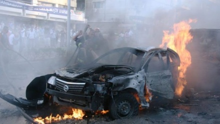 Shpërthen një makinë bombë jashtë zyrës së Kryetarit të Bashkisë