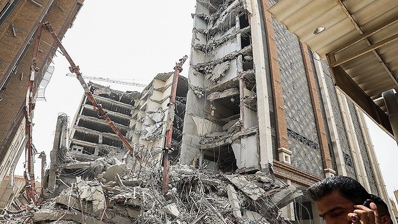 Najmanje 5 poginulih u rušenju zgrade na jugozapadu Irana
