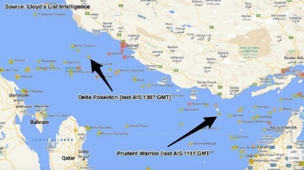 İran Fars körfəzi sularında Yunanıstana aid 2 neftdaşıyan gəmini saxlayıb