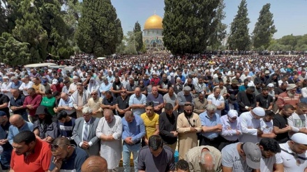 مسجدالاقصی میں نماز عید کا روح پرور اجتماع، 2 لاکھ فلسطینی سر بسجود