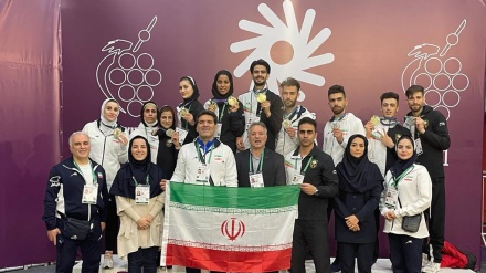 ڈیف لمپکس میں ایران کی تائیکوانڈو ٹیم پہلے نمبر پر 