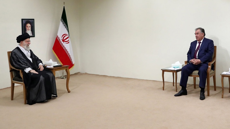 Tacikistan prezidenti İnqilab Rəhbəri ilə görüşüb