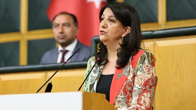 Pervîn Buldan: Zimanê kurdî her bimîne û Erdogan mehkûmî tunebûnê ye