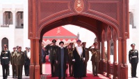 İran prezidenti Omana daxil oldu