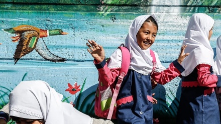 بیش از 650 هزار دانش آموز افغانستانی در ایران ثبت نام شدند
