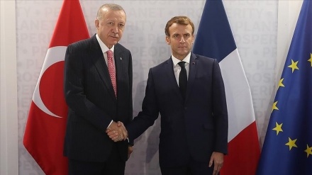 Erdogan bi telefonê digel Serokomarê Fransayê Macron axivî