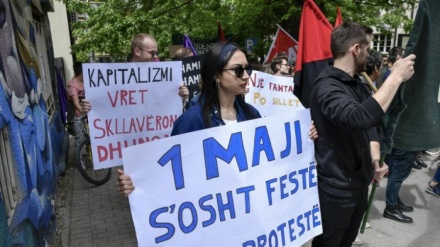 Marsh proteste në Prishtinë për të përkujtuar 1 Majin