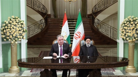 ایران و تاجکستان کی بیرونی مداخلت کے خلاف ایک رائے