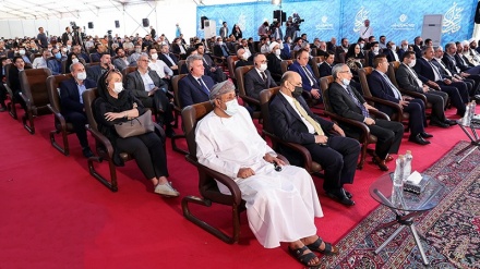 30 vende marrin pjesë në Panairin Ndërkombëtar të Librit në Teheran