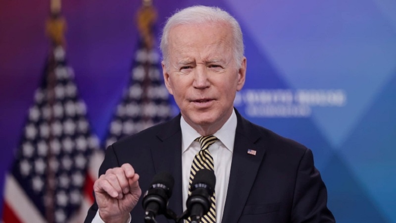 Biden: Em ê sîstema mûşekî û çekên pêşketî bişînin Ukraynayê