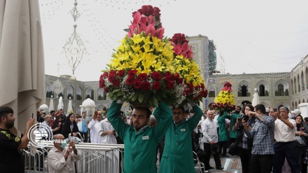  حرم امام رضا (ع) کو پھولوں سے سجایا گیا+ ویڈیو+ تصاویر