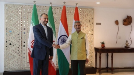 İran və Hindistan xarici işlər nazirləri fikir mübadiləsi aparıblar