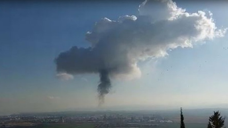 Hayfa neftayırma zavodunda yanğın