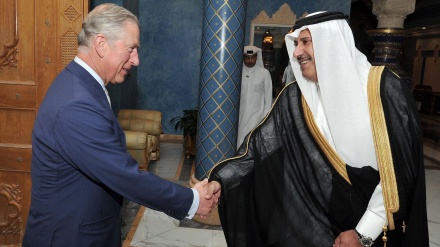 Princ Charles primio kovčeg sa milion eura od bivšeg premijera Katara