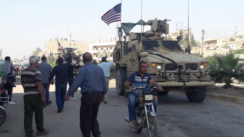 شامی عوام کی مزاحمت کے بعد امریکی فوجی پیچھے ہٹنے پر مجبور