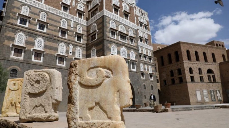 یمن، سعودی اتحاد جنگ کے ساتھ ساتھ آثار قدیمہ کی لوٹ مار میں بھی مصروف