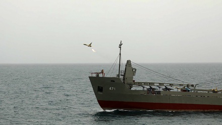 İranın dəniz qüdrəti PUA daşıyan gəmi diviziyası ilə artıb