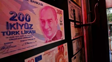 Türkiyə lirəsinin dəyəri ən aşağı səviyyəyə enib
