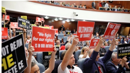 Parlamenti i Maqedonisë së Veriut miraton propozimin francez