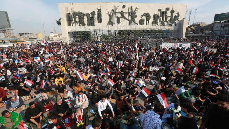 مقتدیٰ صدر کی اپیل پر لاکھوں عراقی نماز جمعہ کے لئے اکٹھا ہوئے