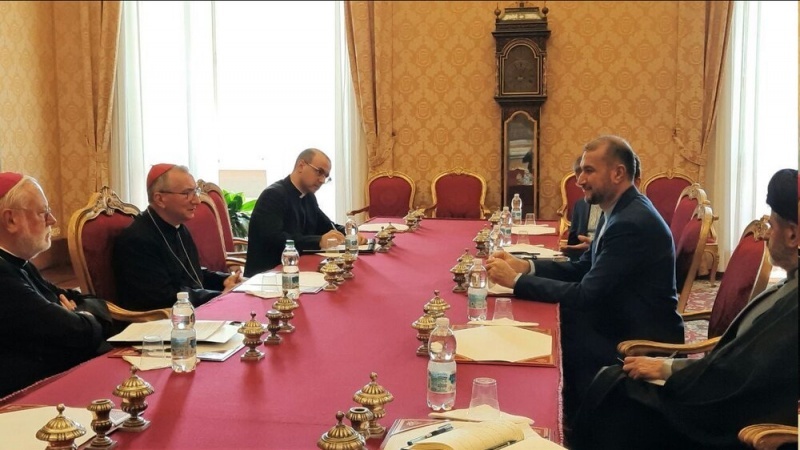 Amir Abdullahian në takim me kryeministrin e Vatikanit