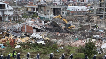 Mesazhet kontradiktore të qeverisë nxitën ‘ndërtime pa leje’ pas tërmetit