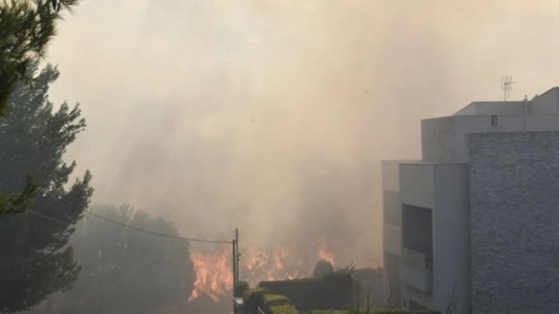 Digjet Greqia, Athina nën pushtetin e flakëve