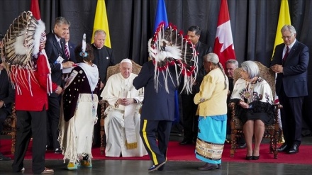 Lêborîna rêberê Katolîkên cîhanê ji gelê xwecih ên Kanadayê