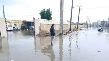 20 poginulih, 3 nestalih u naglim poplavama u iranskoj pokrajini Fars