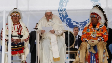 Papa se izvinio za crkvena zlostavljanja u Kanadi