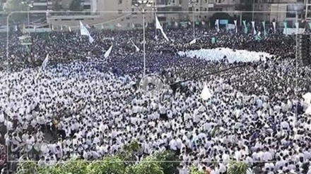 Ərəfə günü xətibinə qarşı etirazlar artıb