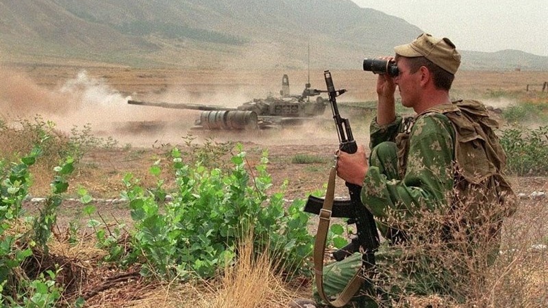  برگزاری مانور نظامی تاجیکستان و ازبکستان در نزدیکی مرز افغانستان