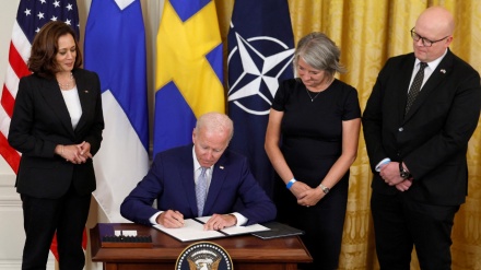 Biden potpisao dokumente o ulasku Finske i Švedske u NATO