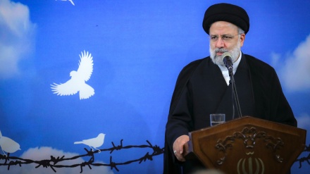 ہماری طاقت ہمارے عوام پر استوار ہے، انکے مفادات سے کوئی سمجھوتہ نہیں: صدر ایران