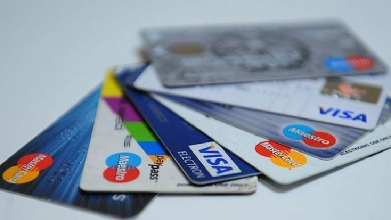  'Li Tirkiyê 20 milyon welatî nikarin deynê kartên xwe yên Krediyê bidin'