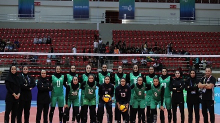 اسلامی سولیڈیرٹی گیمز: ایرانی خواتین والی بال ٹیم نے جیتا سلور میڈل