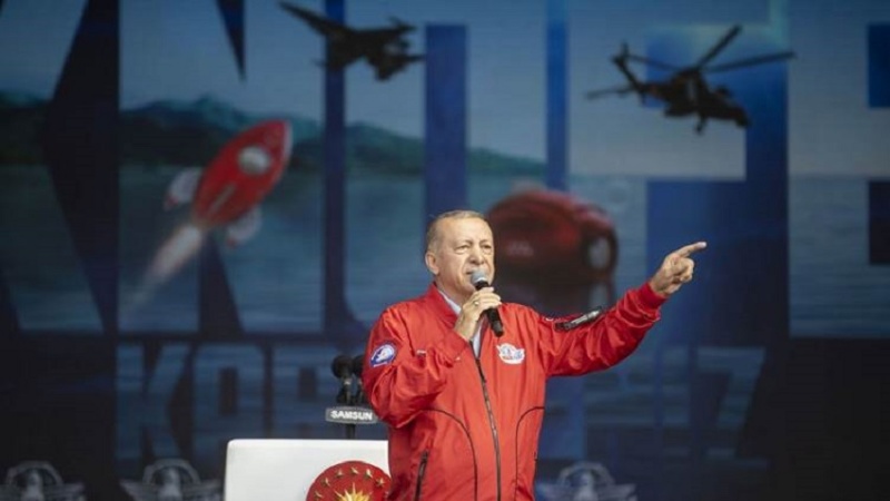 Erdogan gefa êrişê li Yûnanê xwar 