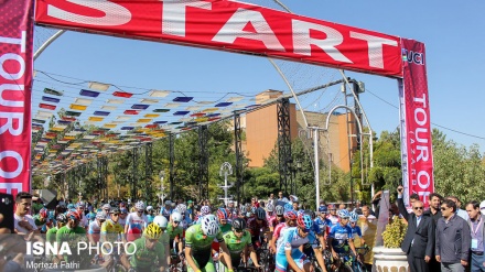Qonaxa yekê ya tornimênta navnetewî duçerxeajotinê ya Îran-Azerbaycanê; Tîma  Malêzîyê ser ket