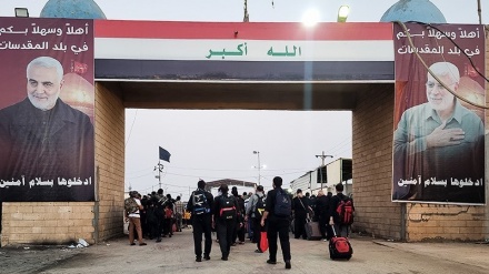 شلمچہ سرحد سے اربعین حسینی کے زائرین عراق میں داخل