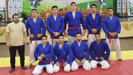 İran gəncləri kuraş üzrə Asiya çempionatında 4 medal qazanıblar