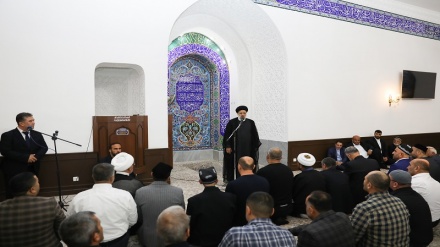 مسلمانوں کو متحد ہونا چاہیے: ایرانی صدر کا سمرقند کے اہل بیت ؑ مسجد میں خطاب