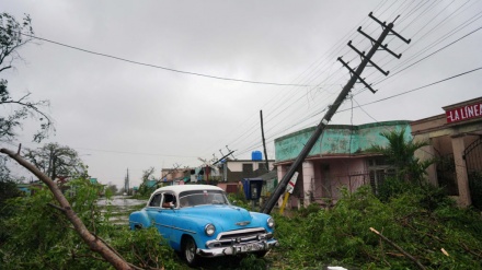 Cijela Kuba ostala bez struje u naletu uragana