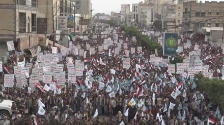 Veliki mimohodi Jemenaca na godišnjicu revolucije 21. septembra