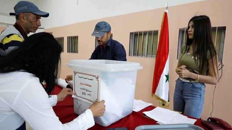 Hilbijartinên encûmenên xwecihî yên Sûriyê birêve diçin 