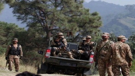 پاکستانی فوج کی چیک پوسٹ پر فائرنگ، 3 سیکورٹی اہلکار جان بحق